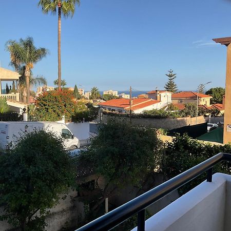 Appartement Moderne Pour 6 Adultes Benalmádena Buitenkant foto