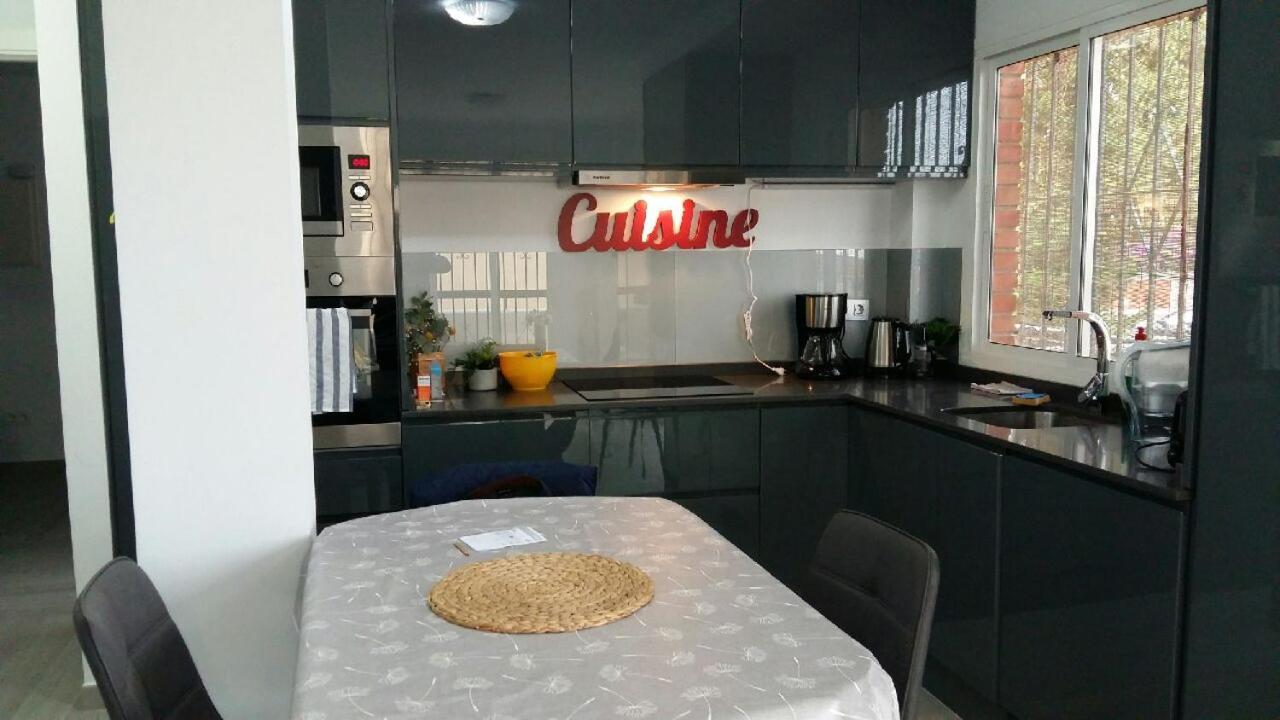 Appartement Moderne Pour 6 Adultes Benalmádena Buitenkant foto