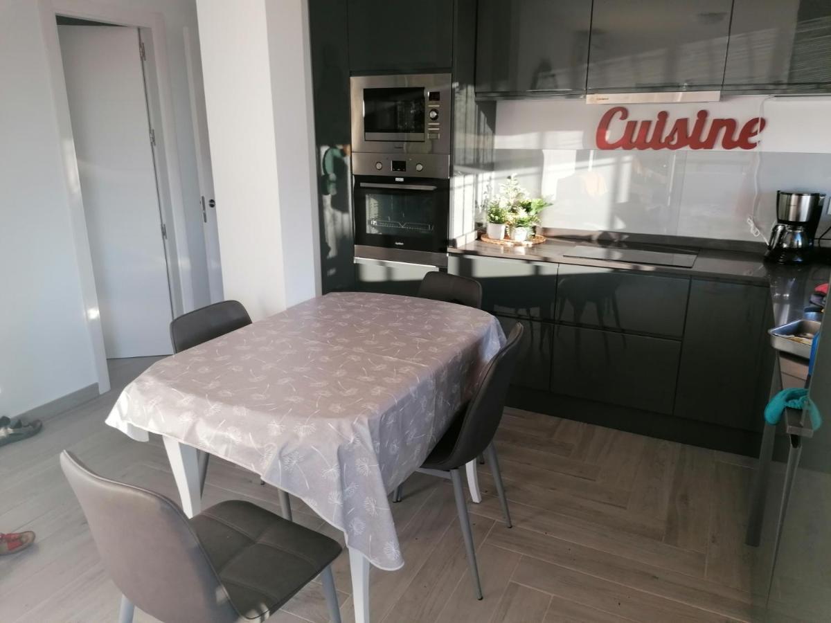 Appartement Moderne Pour 6 Adultes Benalmádena Buitenkant foto