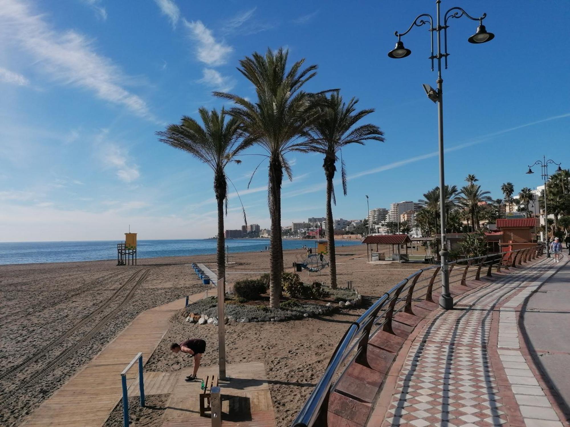 Appartement Moderne Pour 6 Adultes Benalmádena Buitenkant foto