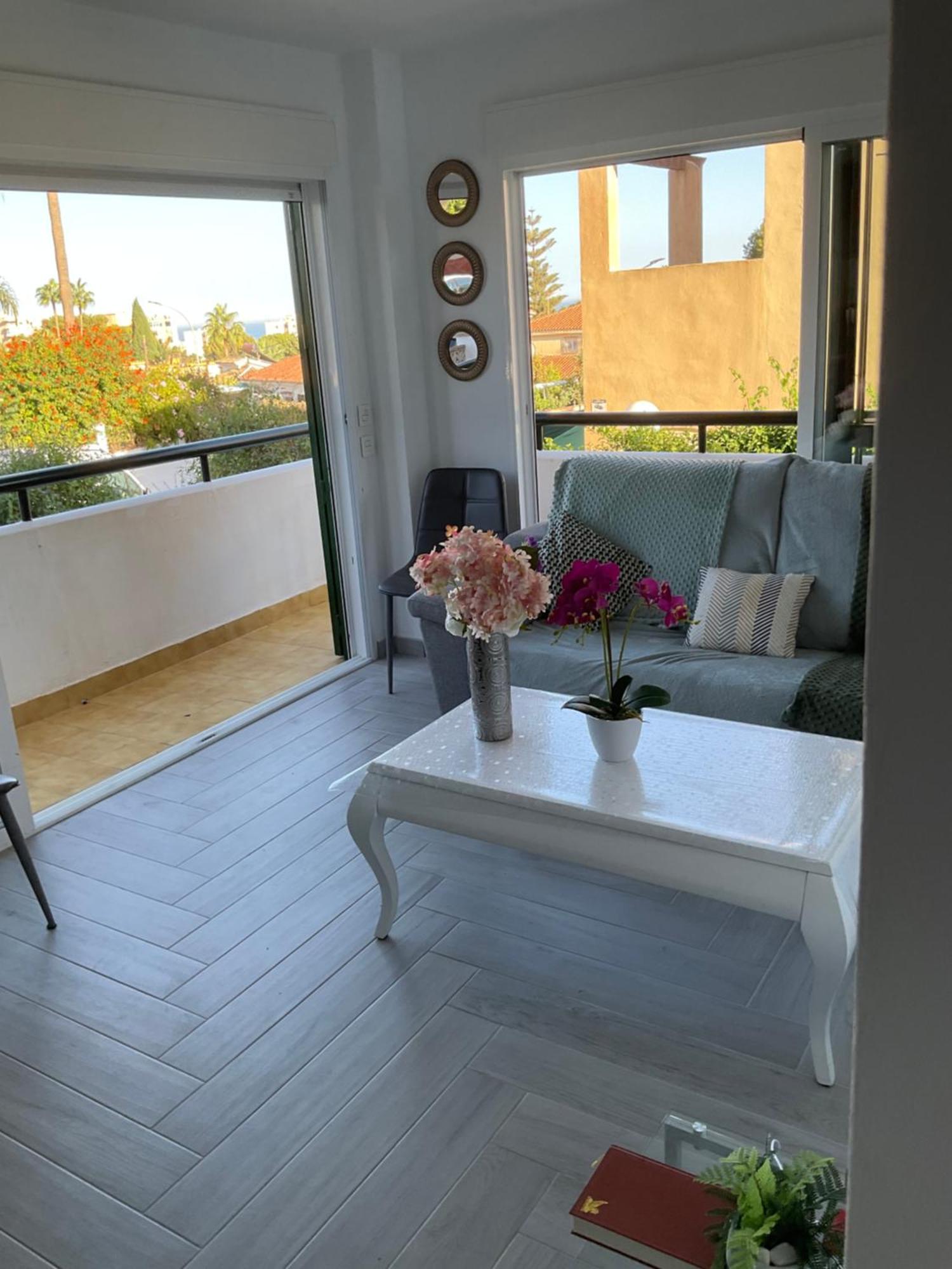 Appartement Moderne Pour 6 Adultes Benalmádena Buitenkant foto